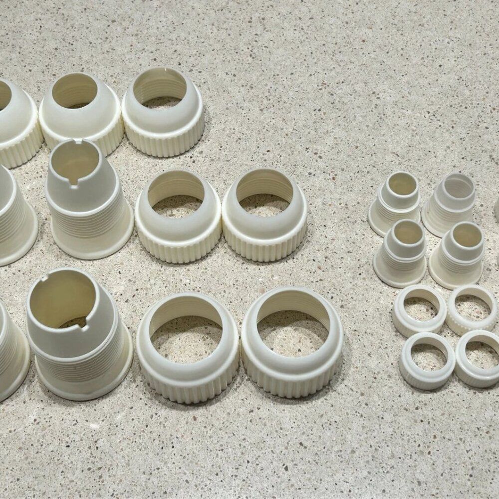 Ateco August Thomsen Cake Decorating Lot - Standard, Med & Large Couplers